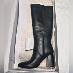 New in box!!! Marc Fisher Dacea Knee High Reg calf boots! Size 8